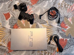 PlayStation 2 Fat Satin Silver – SCPH-50004